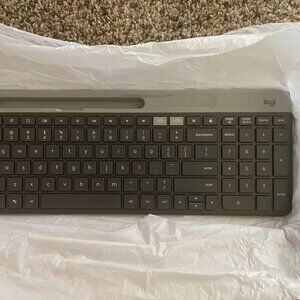 Logitech K585 Multi-Device Slim Wireless Keyboard